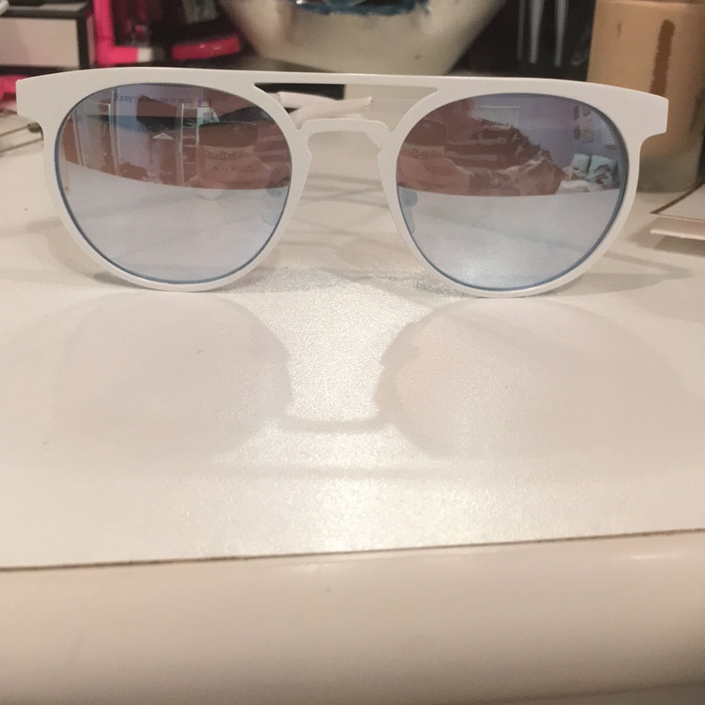 White reflective sunglasses
